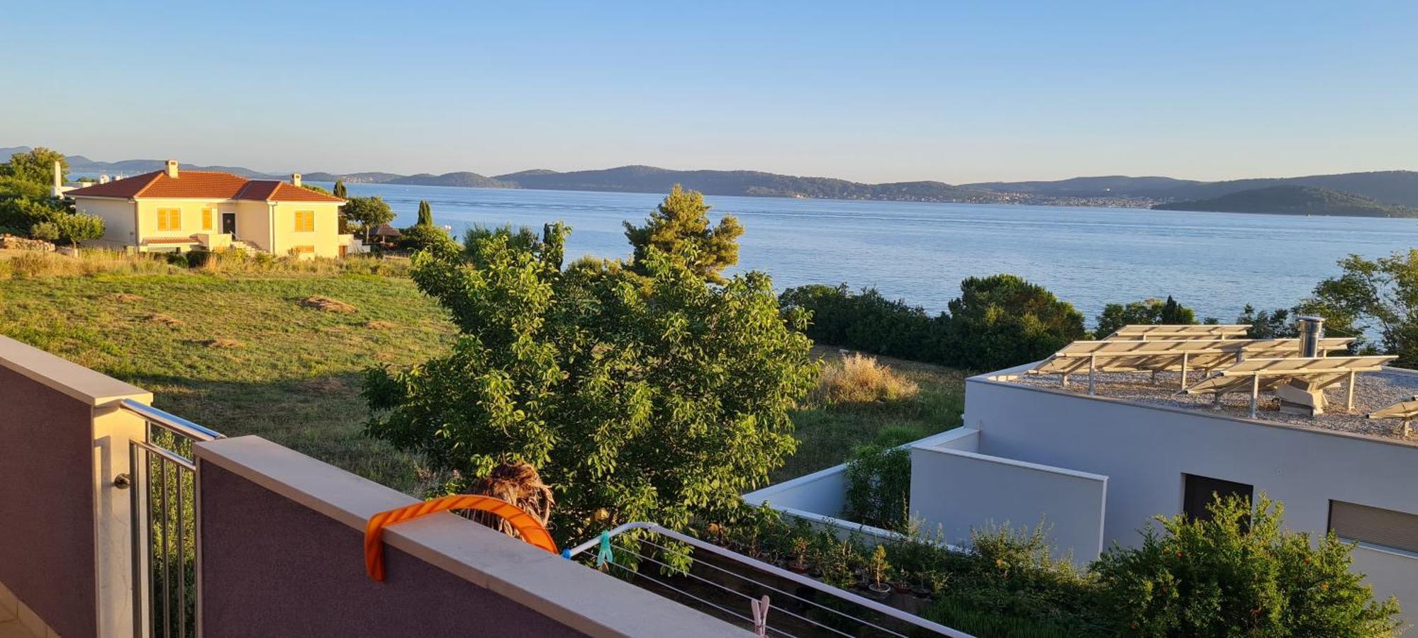 Appartamento Seaview House Mali Rog