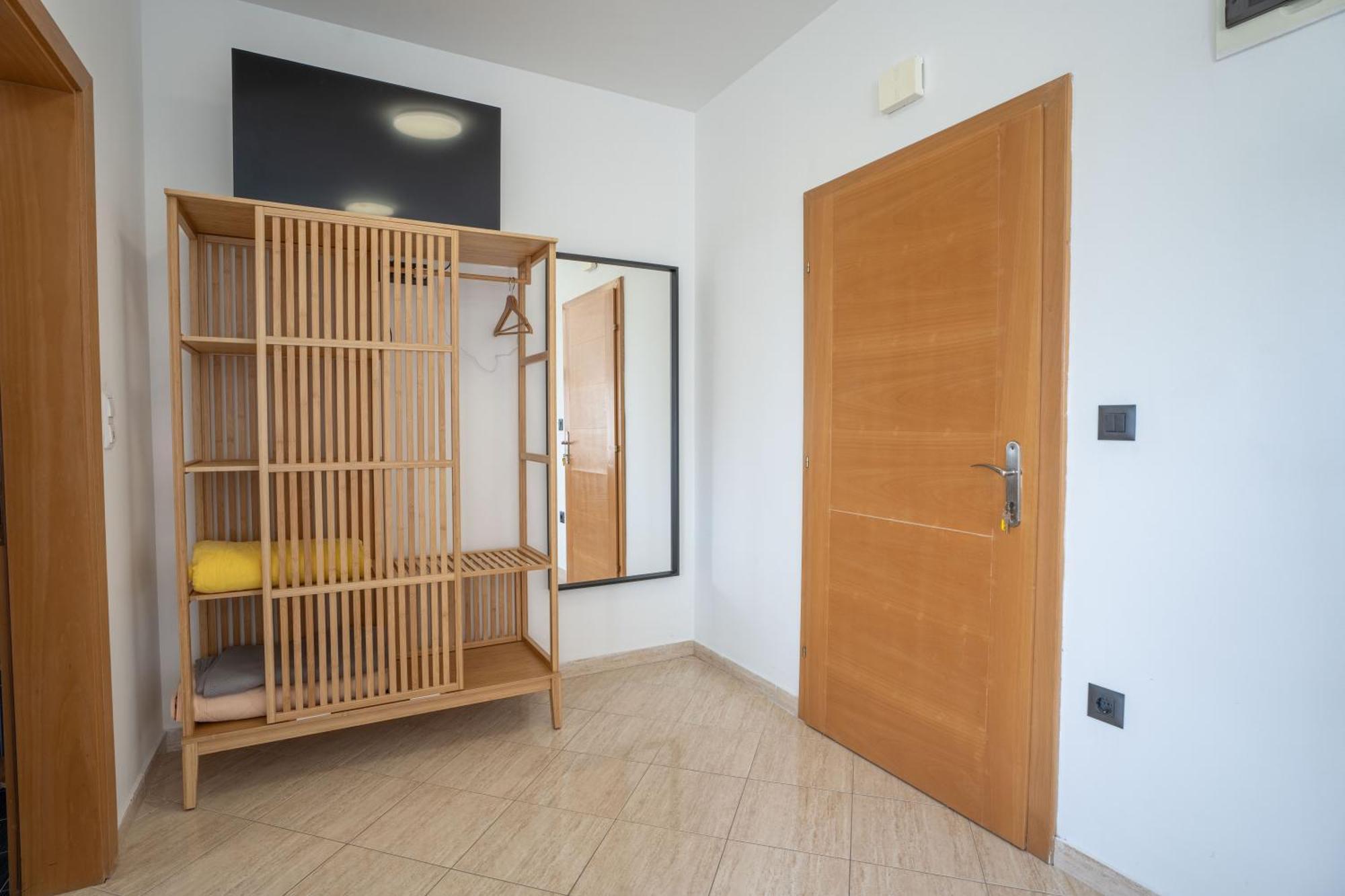 Seaview House Mali Rog Apartment *
