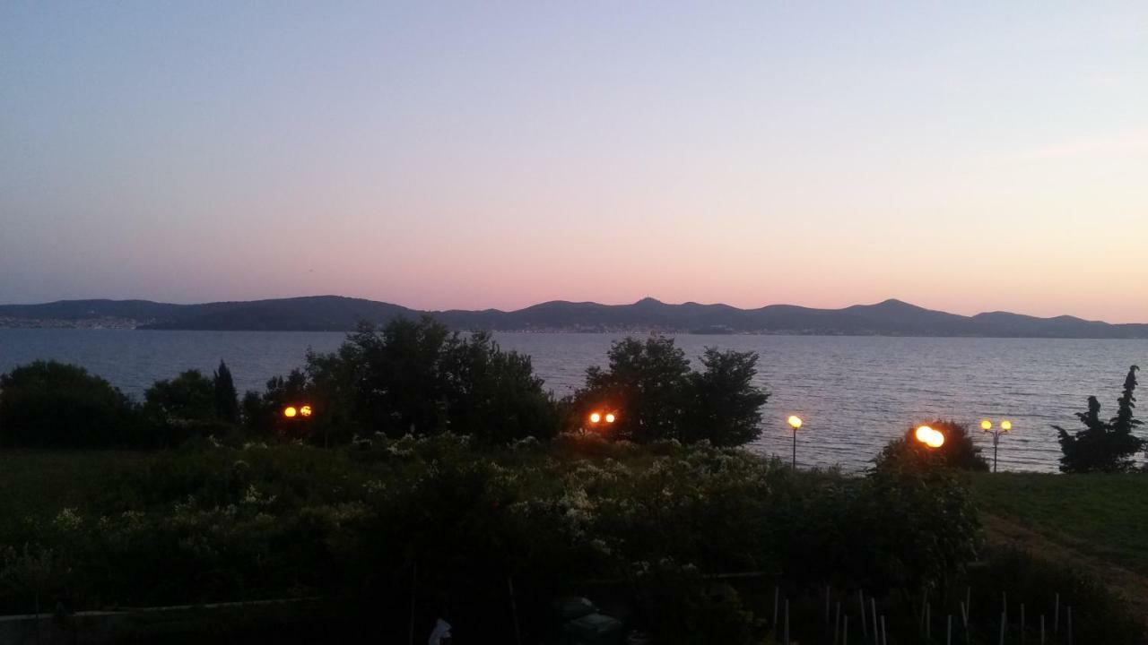 Apartment Seaview House Mali Rog
